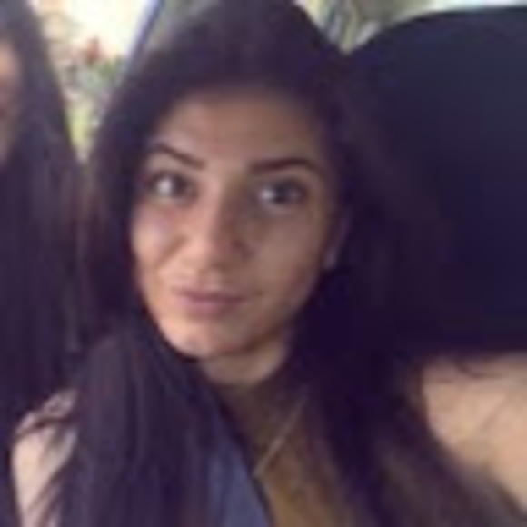 Meet your Posher, Gebraeila - Picture 1 of 1